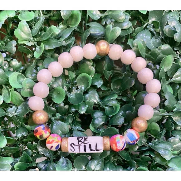 BRAND NEW WITH TAGS Colorful Inspirational Beaded Bracelets - Picture 4 of 8